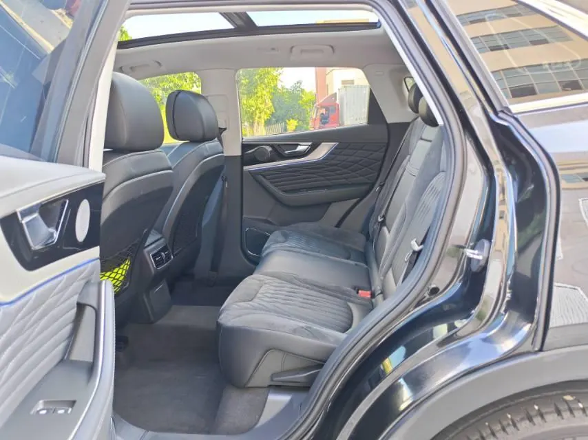 HongQi 2022 HS5 2.0T Zhilian Flag Edition Automatic Gear 8
