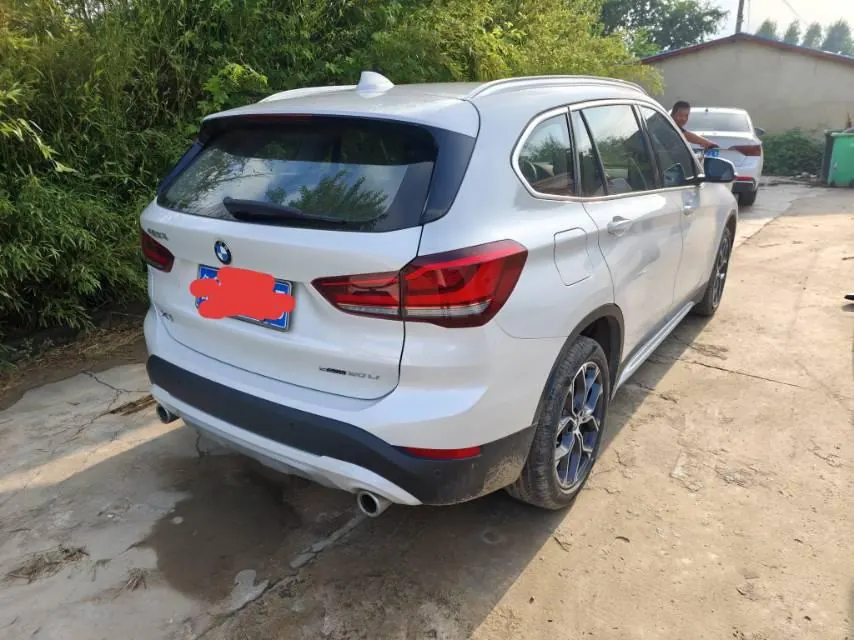 BMW 2022 X1 sDrive20Li 1.5T exclusive automatic gear 8