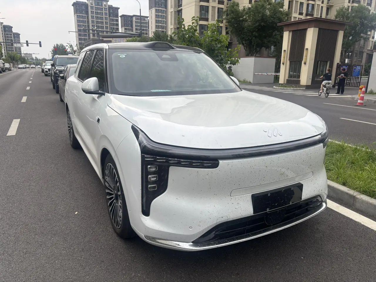 IM 2026 IM LS8 66 Ultra Technology Flagship Large Five-seater Automatic Transmission 2