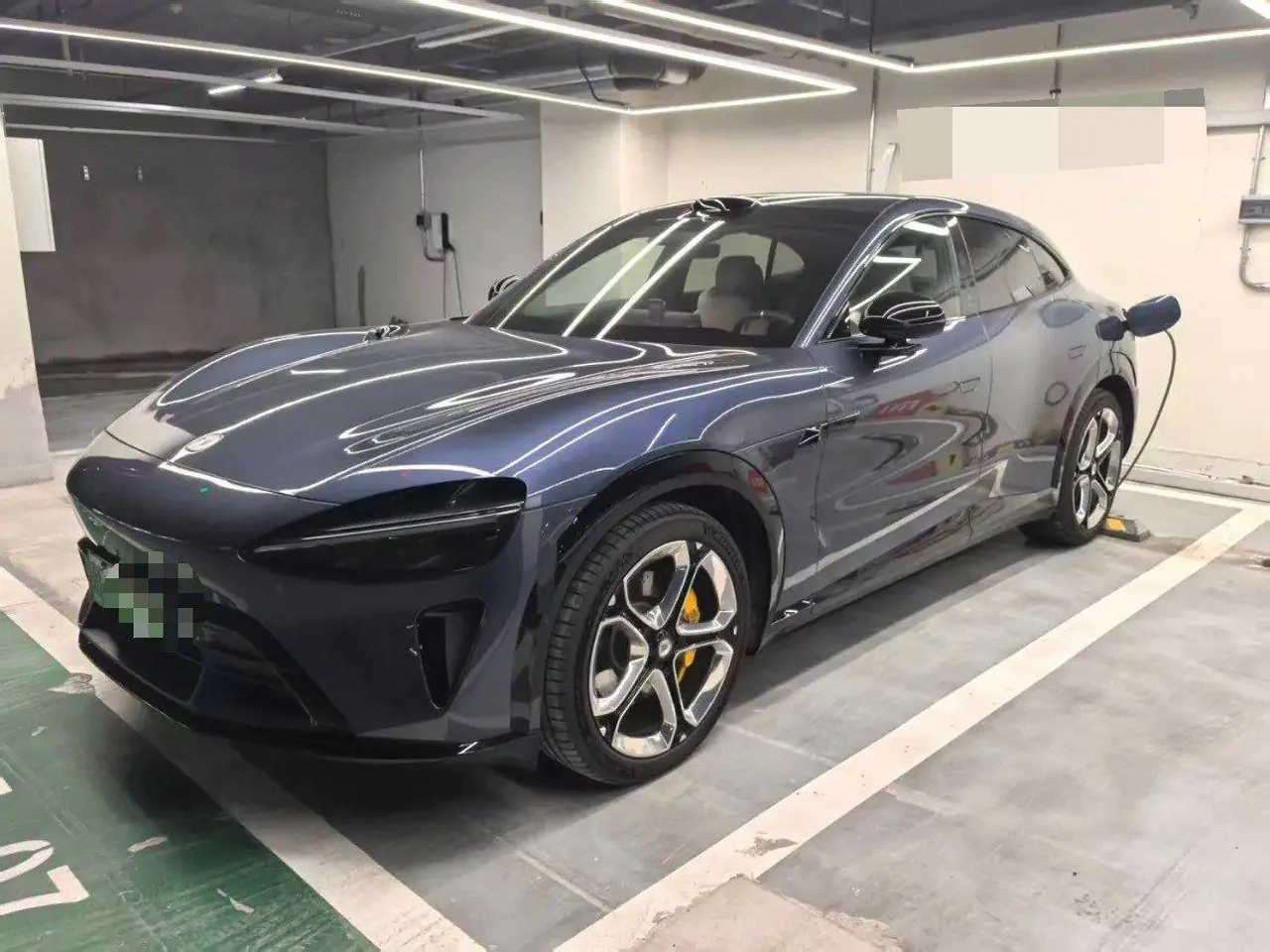 MI 2025 YU7 Long Endurance High Performance Four-wheel Drive Max Edition Automatic Gear - View 1