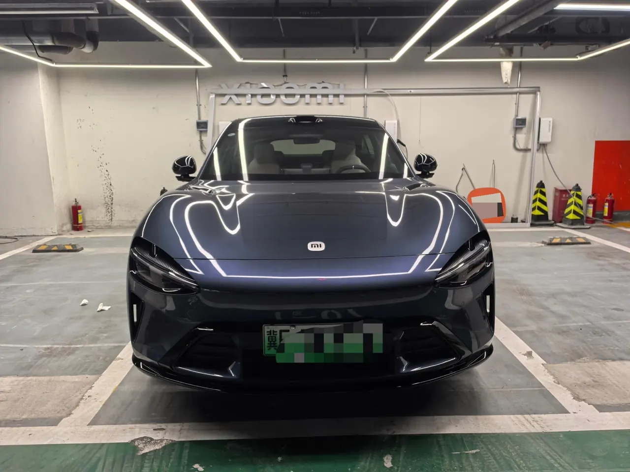 MI 2025 YU7 Long Endurance High Performance Four-wheel Drive Max Edition Automatic Gear 3