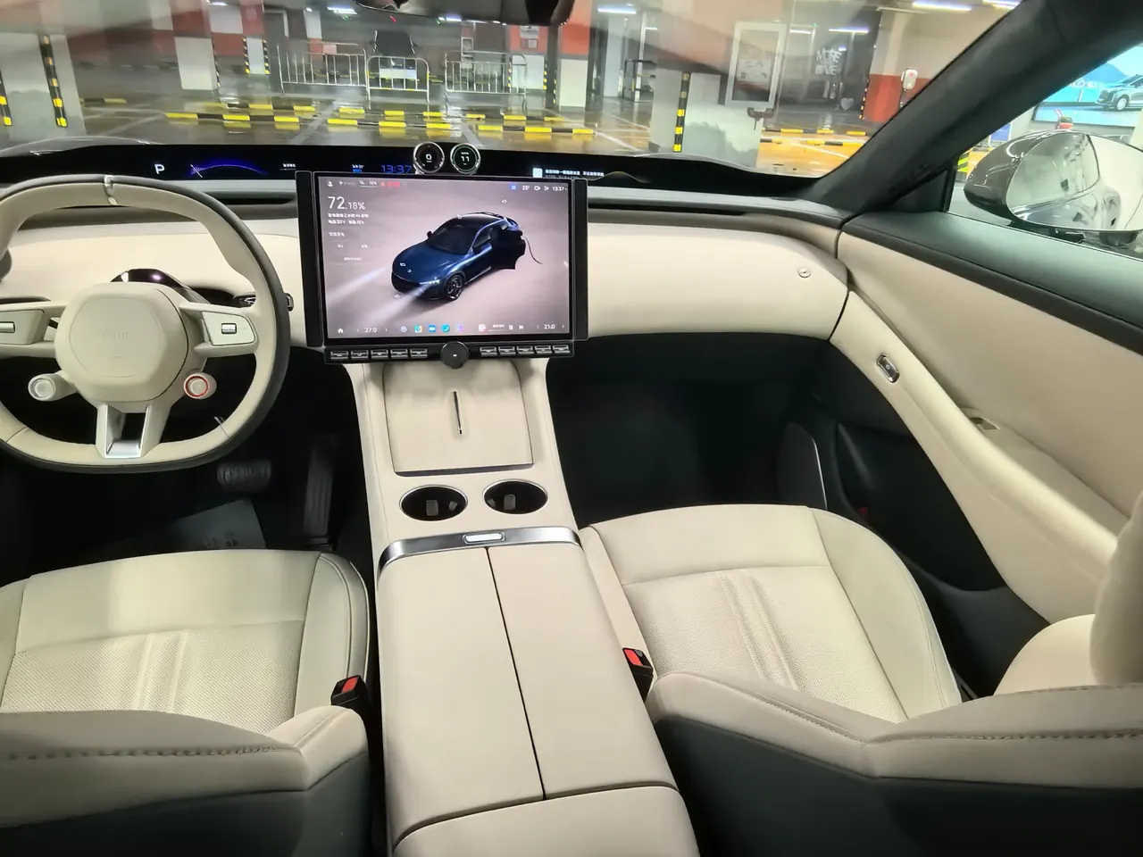 MI 2025 YU7 Long Endurance High Performance Four-wheel Drive Max Edition Automatic Gear 5