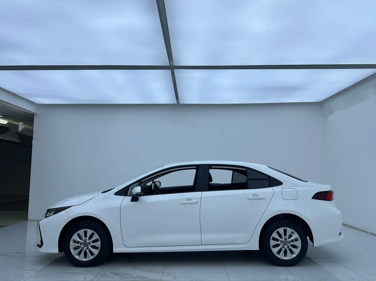 Toyota 2022 corolla 1.2T stepless pioneer PLUS version automatic gear 4