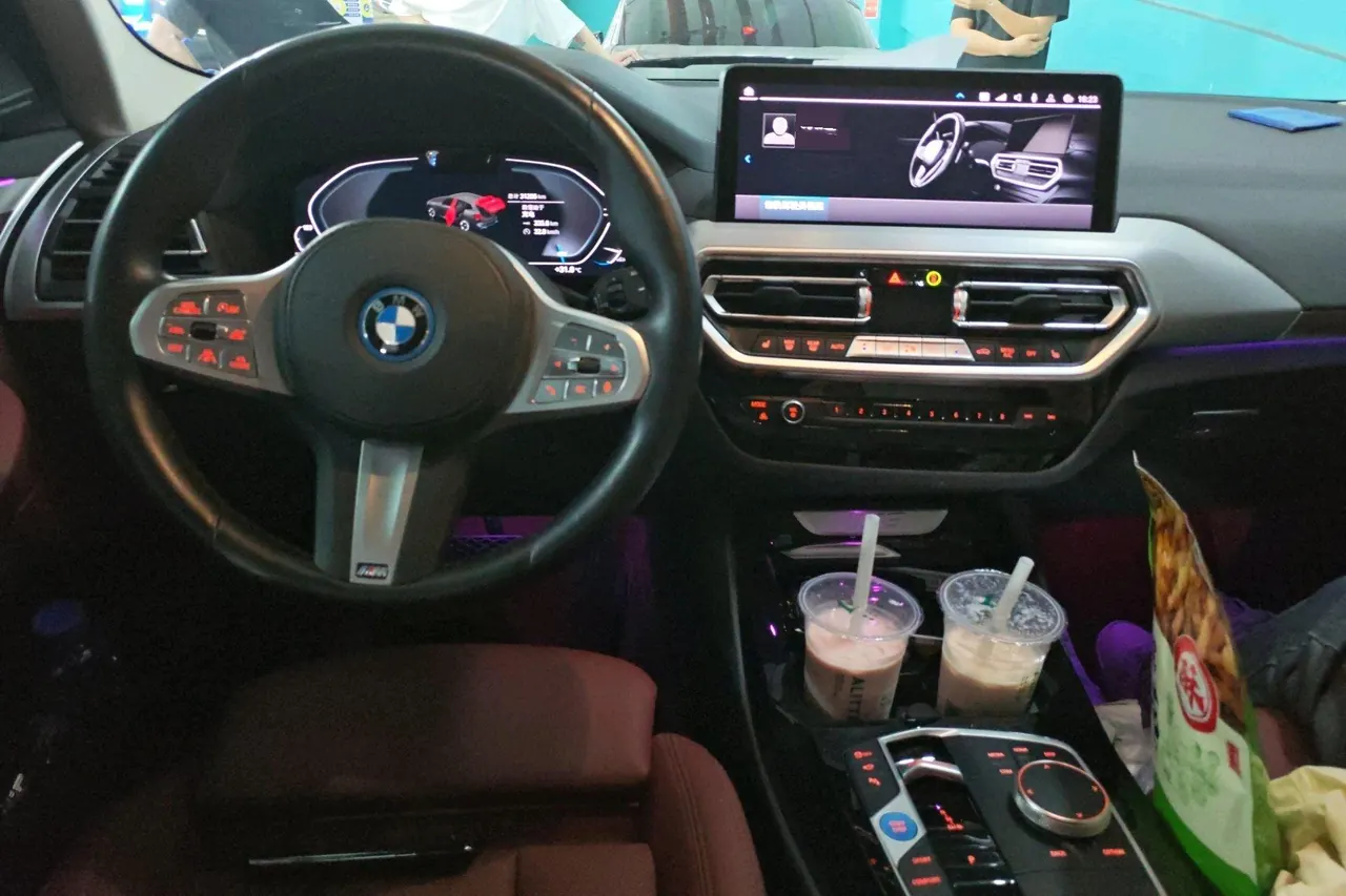 BMW iX3 (Imported) 2023 iX3 Chuangling Automatic Gear 3