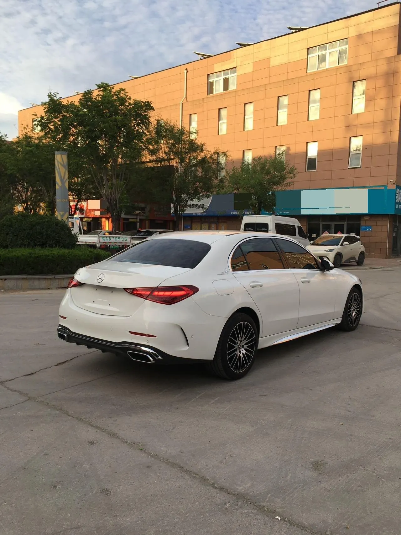 Mercedes Benz Class C 2023 C 200 L 48V 1.5T Sports Edition Automatic Gear 4