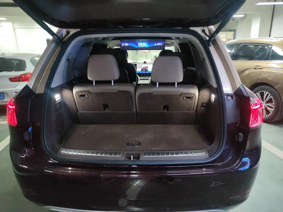 AITO 2025 AITO M9 extended range Ultra version 52kWh6 seat version automatic gear 5