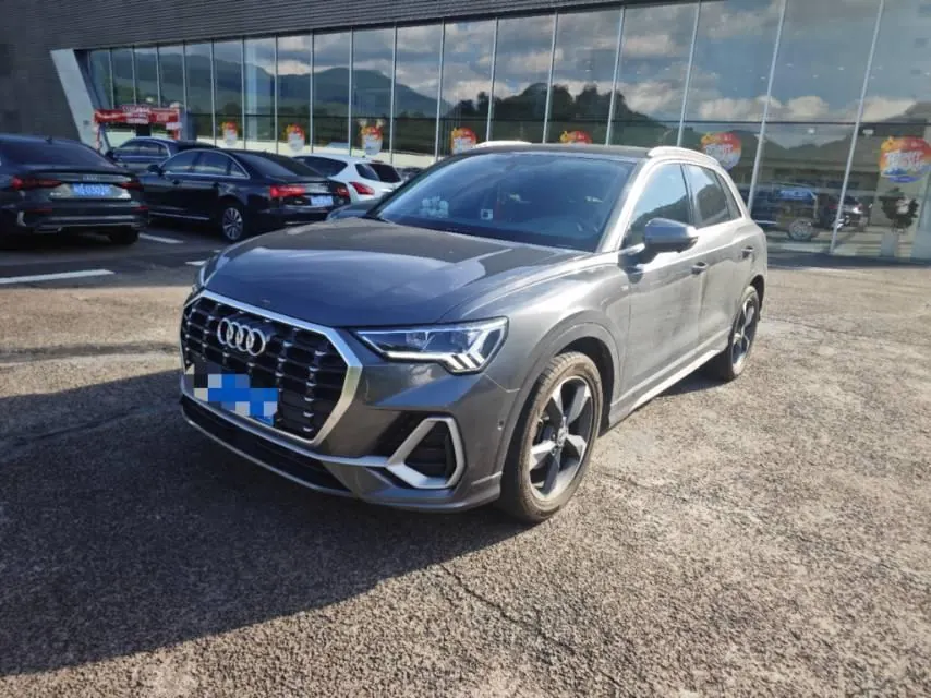Open image lightbox: Audi 2021 Q3 1.4TFSI 35TFSI Fashion Dynamic Automatic