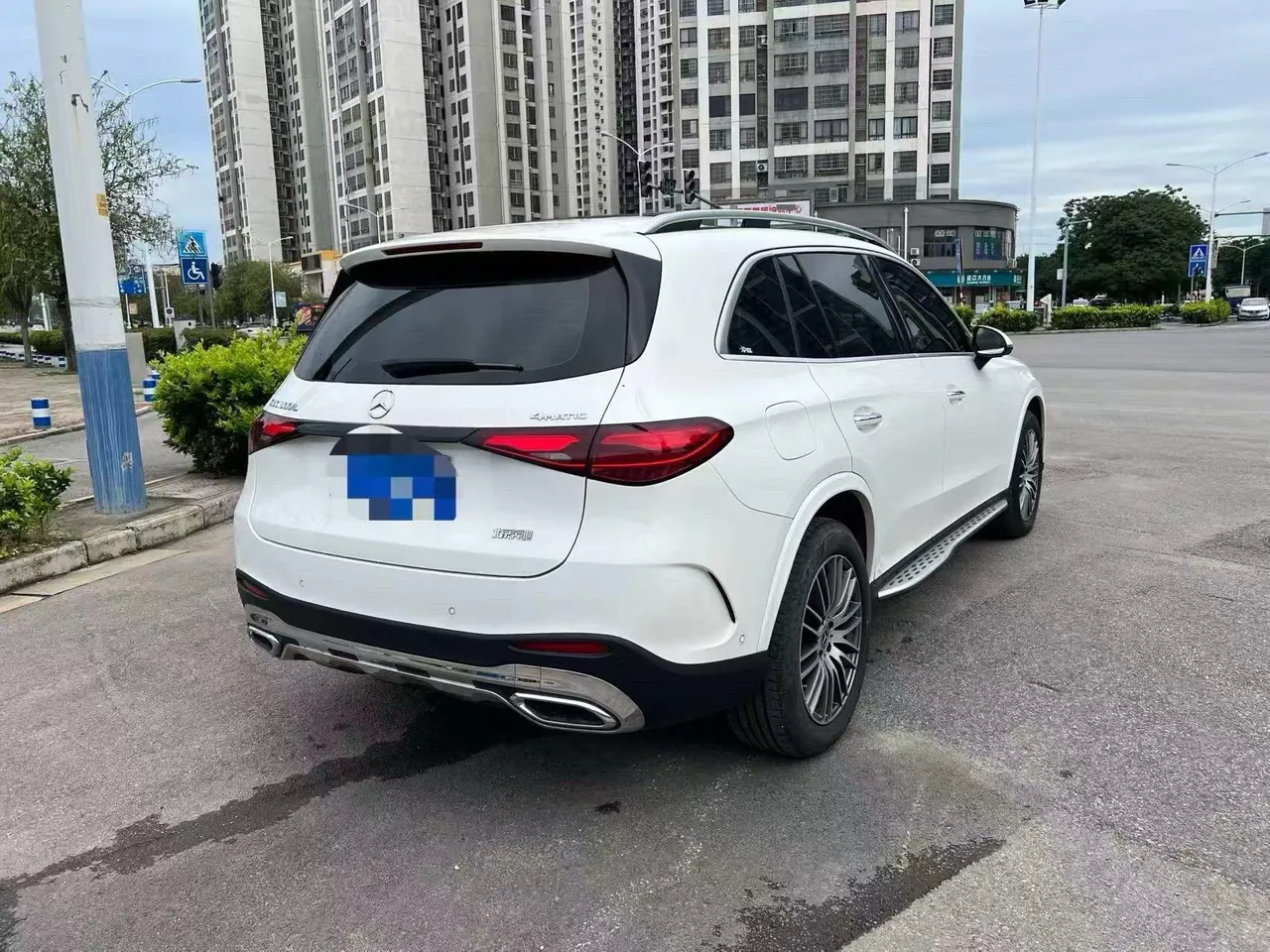 Mercedes Benz 2023 GLC 300 L 4MATIC 48V 2.0T Luxury 5-seat Automatic Gear 9