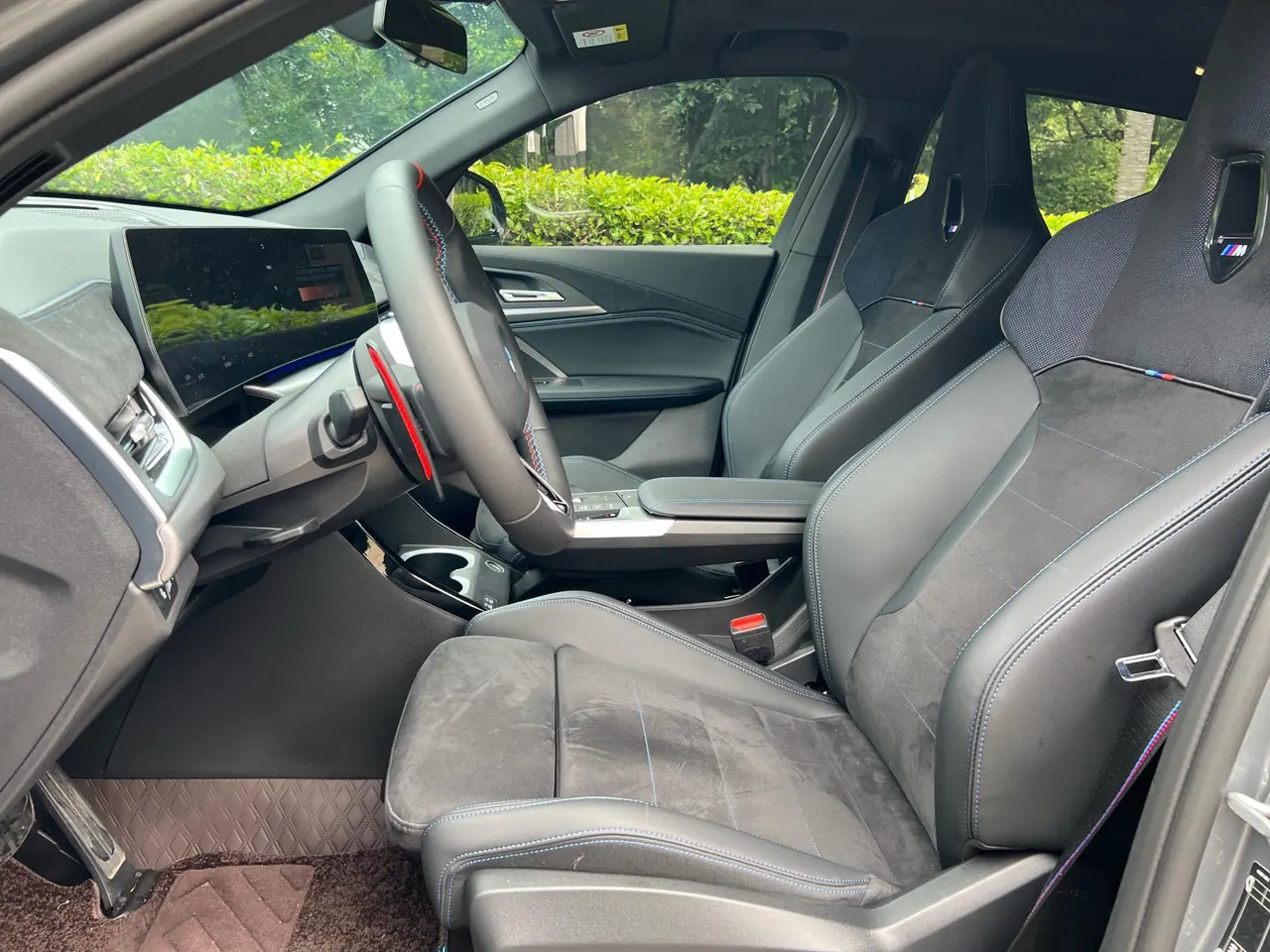 BMW X2 (Imported) 2026 X2 M35i 2.0T Automatic Gear 5