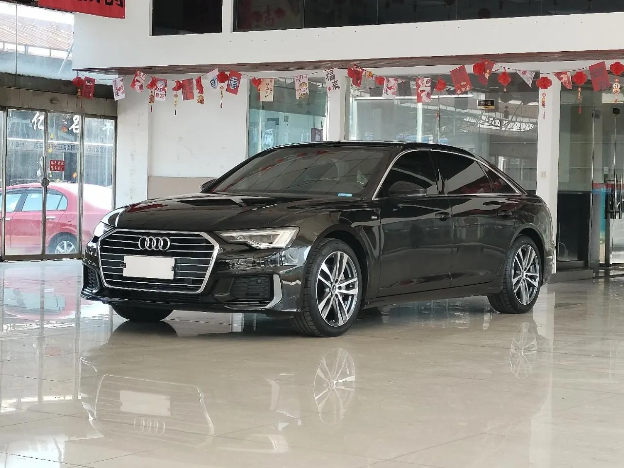 Audi 2022 A6L 2.0TFSI 40TFSI Deluxe Dynamic Automatic - View 1