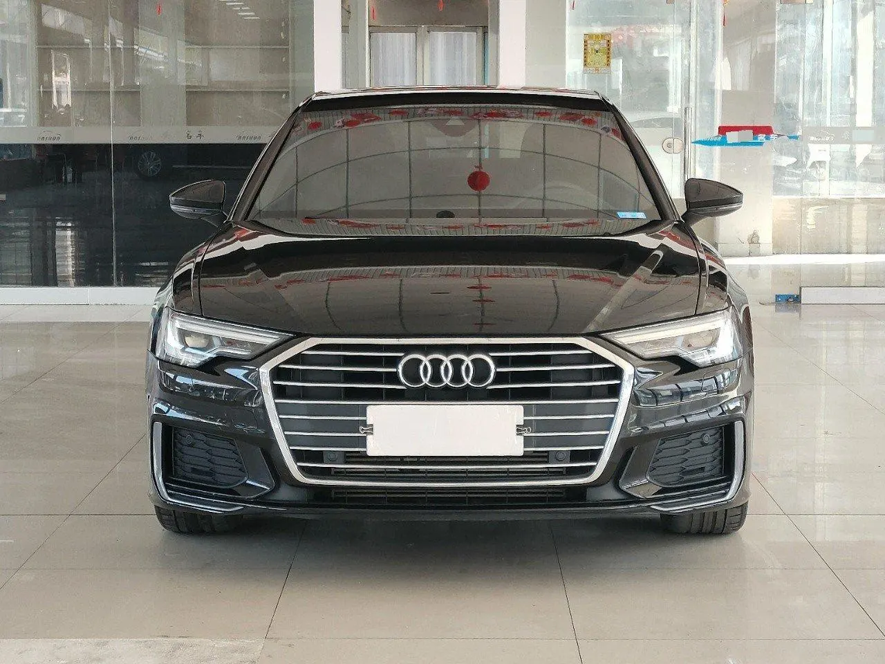 Audi 2022 A6L 2.0TFSI 40TFSI Deluxe Dynamic Automatic 2