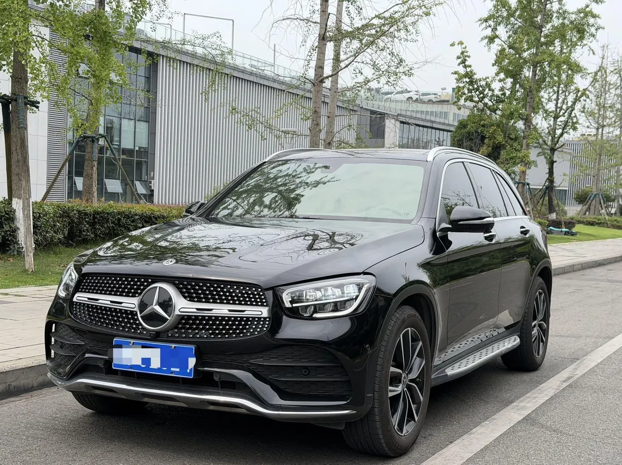 Open image lightbox: Mercedes Benz 2020 GLC 260 L 4MATIC 2.0T Dynamic (Modified) Automatic Gear