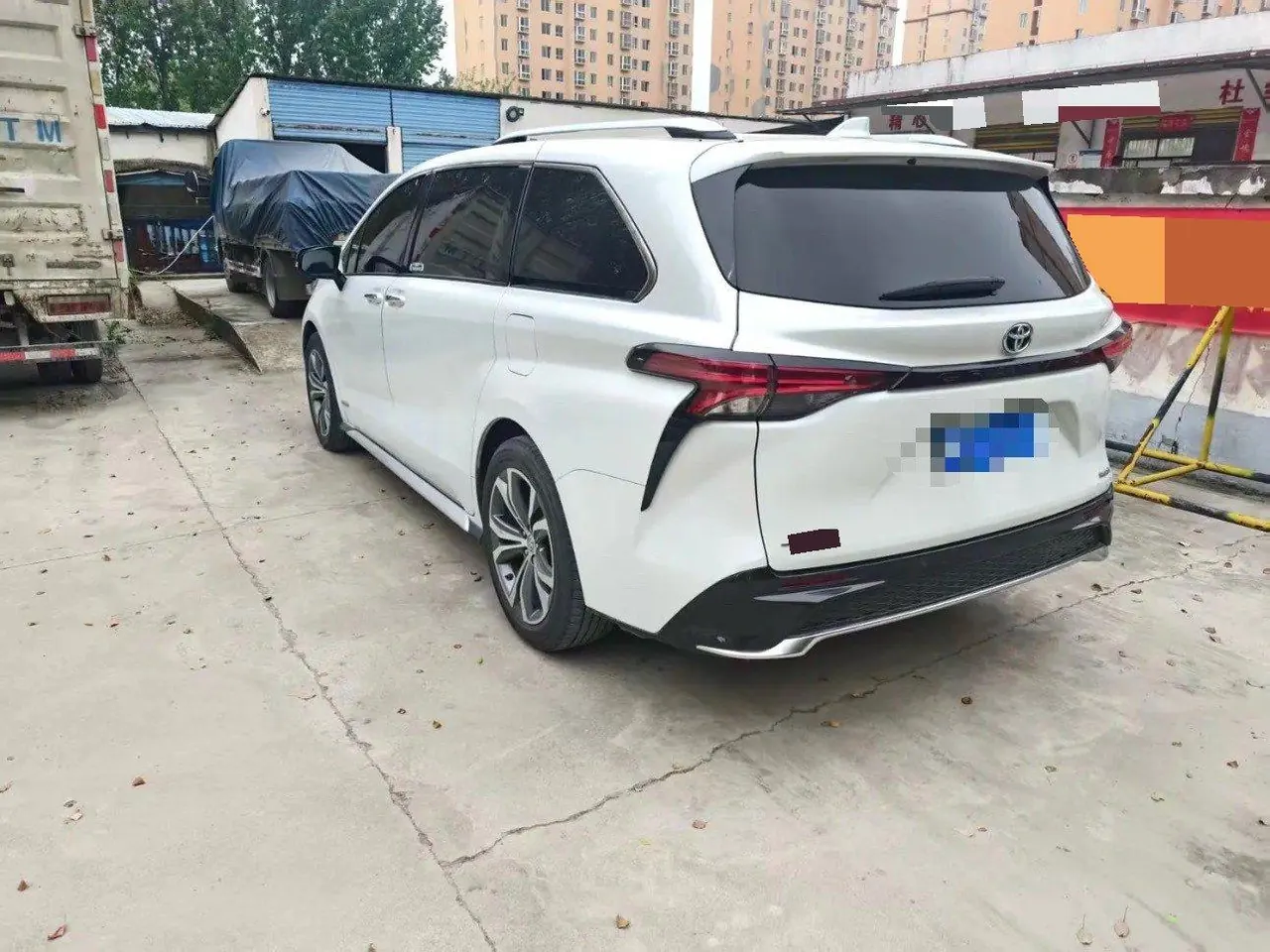 Toyota 2023 Grevia HYBRID 2.5 Stepless Deluxe Edition Automatic Transmission 5