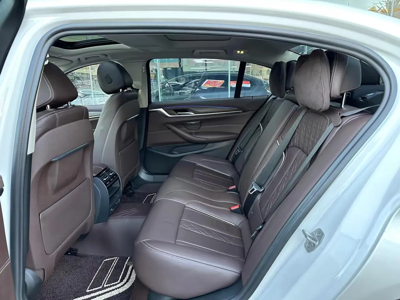 BMW 5 series new energy 2020 530Le 2.0T mileage upgraded luxury package automatic gear 3