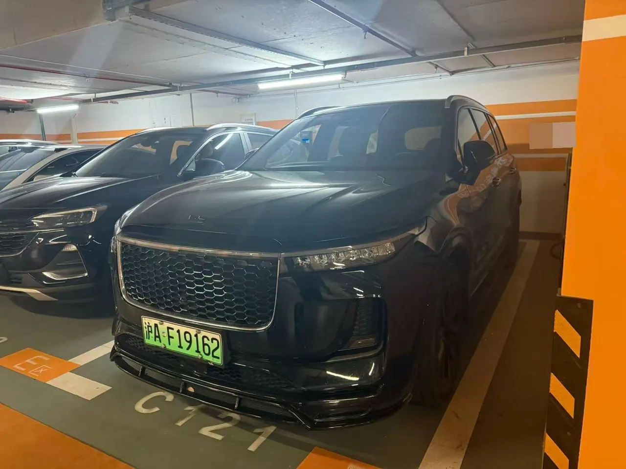 Открыть галерею: Li 2021 ONE 1.2T extended range 6-seat automatic gear