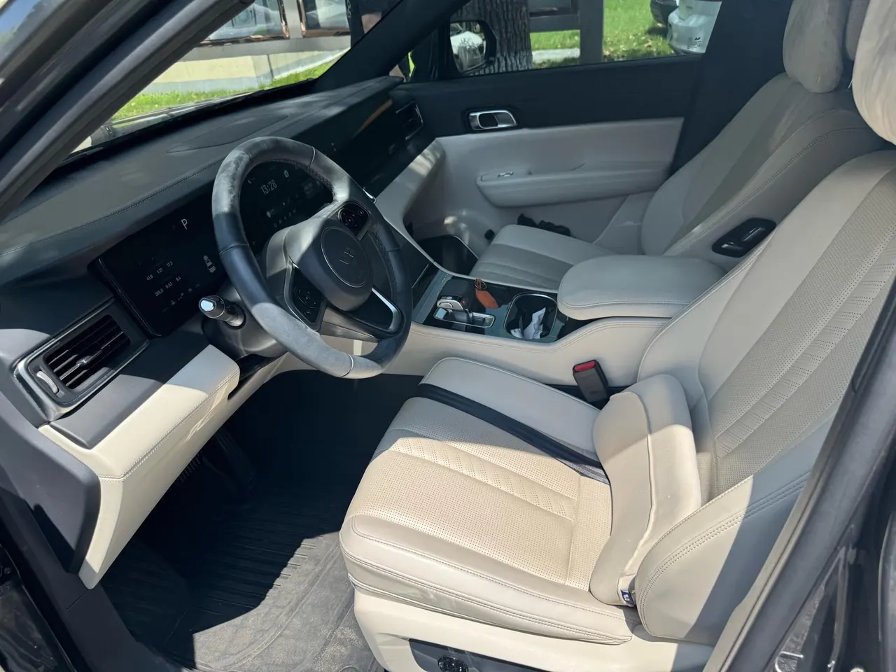 Li 2020 ONE 1.2T extended range 7-seat automatic gear 2