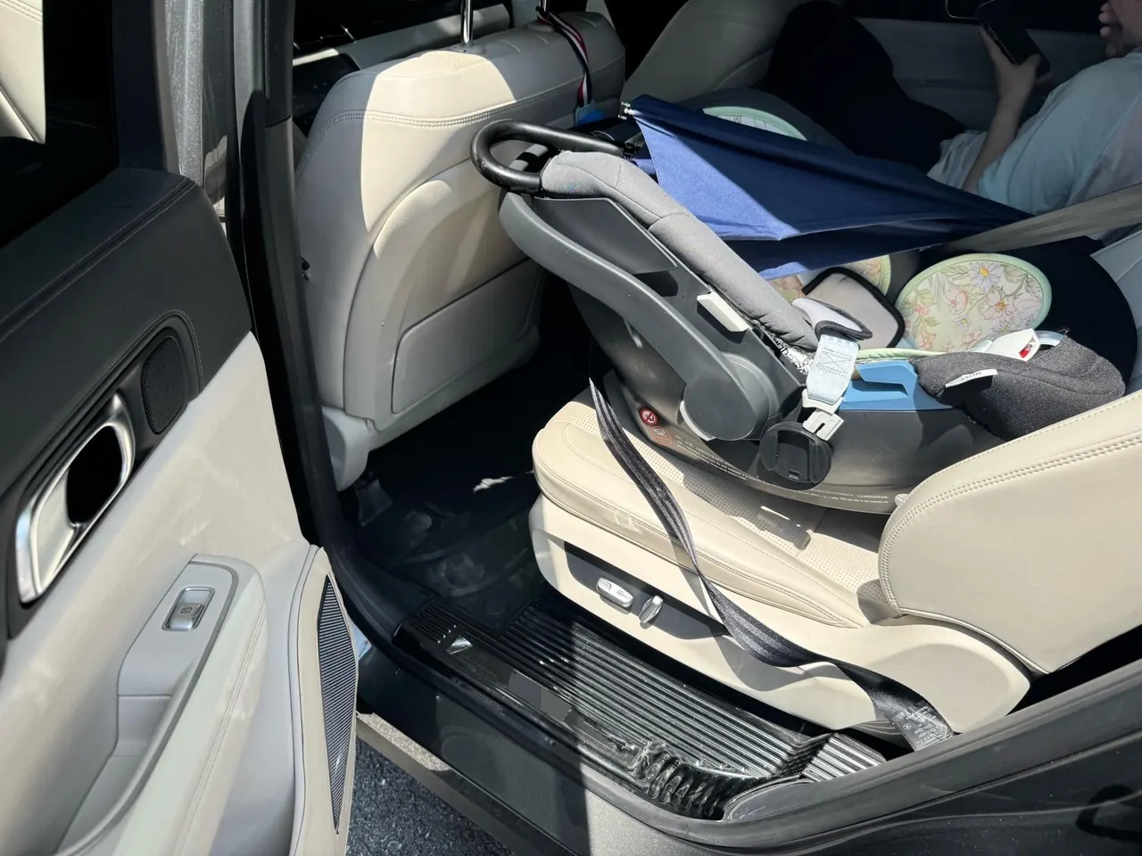 Li 2020 ONE 1.2T extended range 7-seat automatic gear 3
