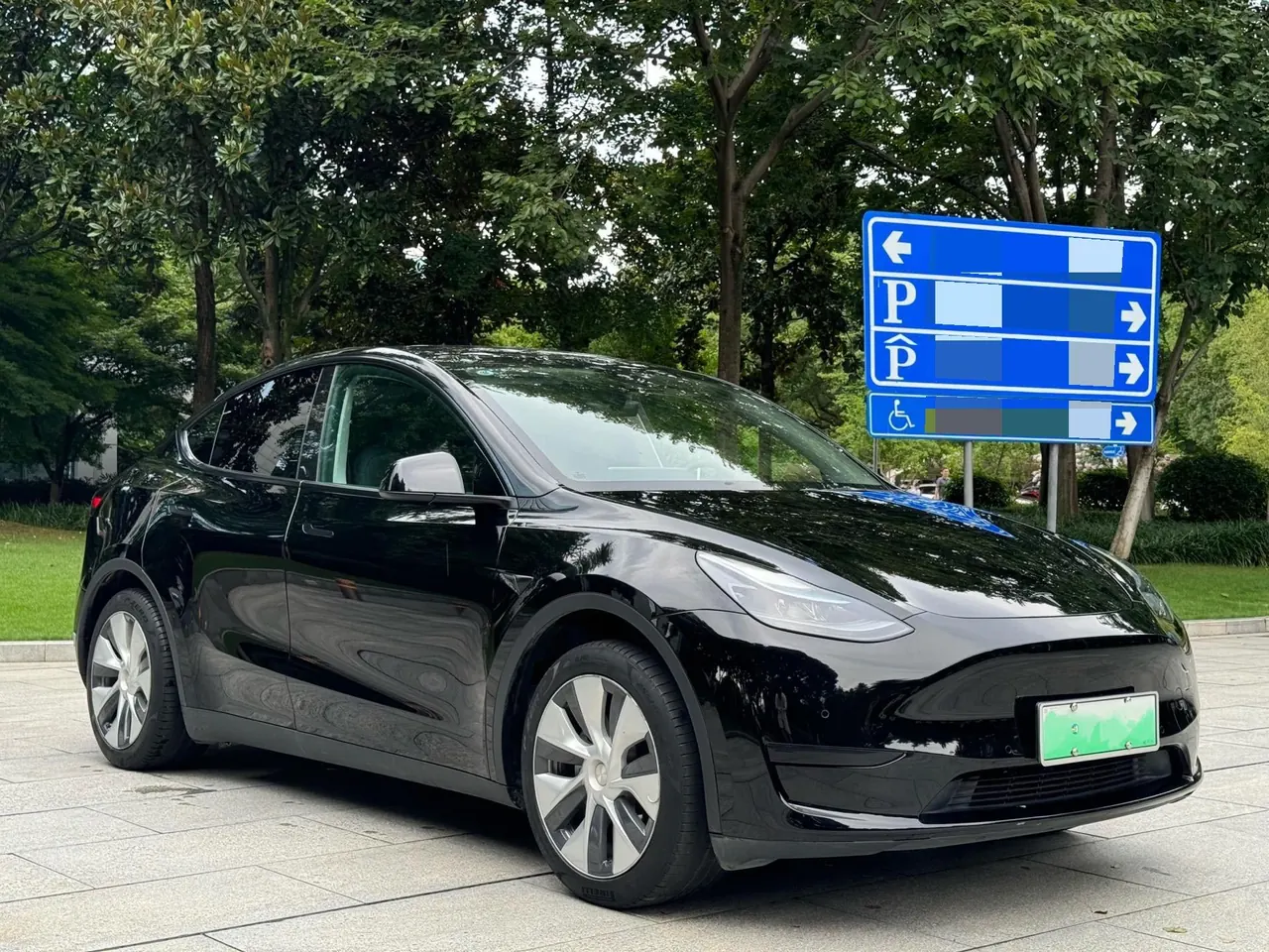 Tesla 2022 Model Y rear-wheel drive version (facelift) automatic gear 3