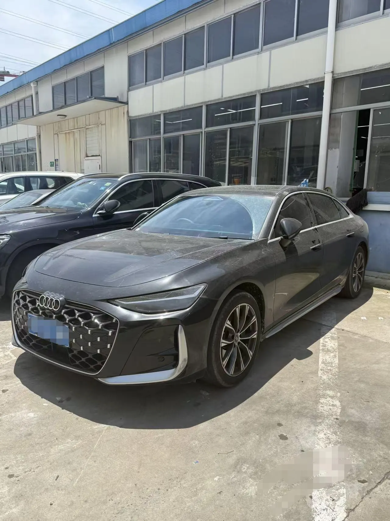 Audi 2026 A6L 2.0T Selected Dynamic Automatic - View 1