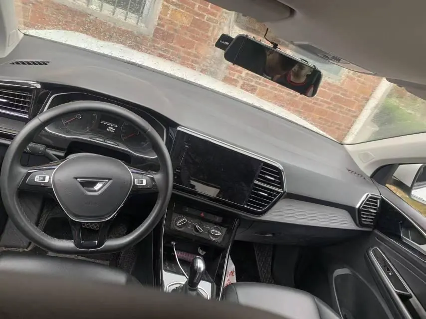 Jetta 2022 Jetta VS5 1.4TSI 280TSI aggressive Pro automatic 5