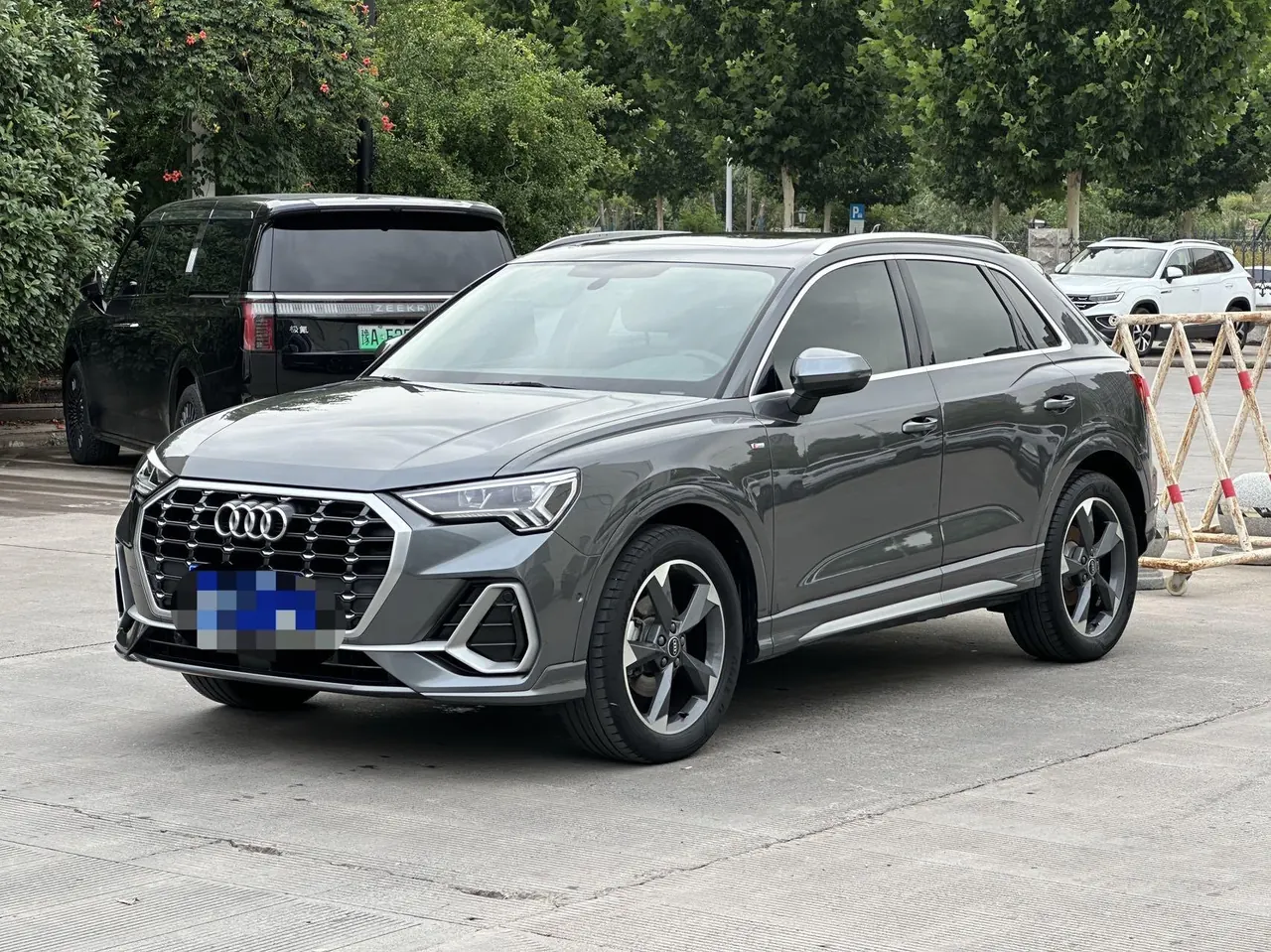 Audi 2022 Q3 1.4TFSI 35TFSI Fashion Dynamic Automatic - View 1