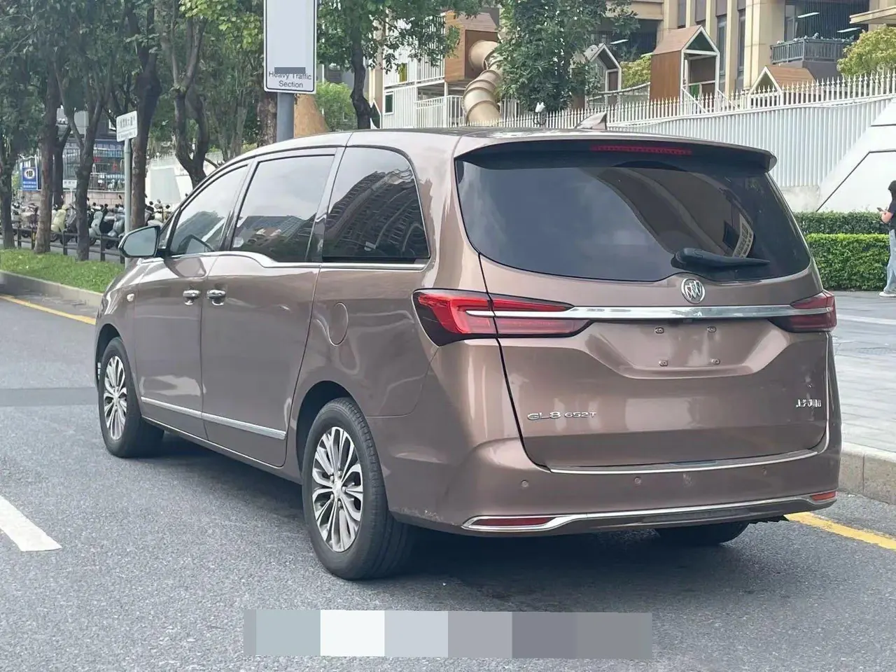 Buick 2020 GL8 Land Business Class 2.0T 652T Luxury Automatic Gear 6
