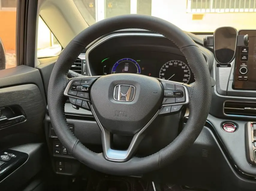 Honda 2022 Ailishen Hybrid 2.0 Stepless Deluxe Automatic Gear 2