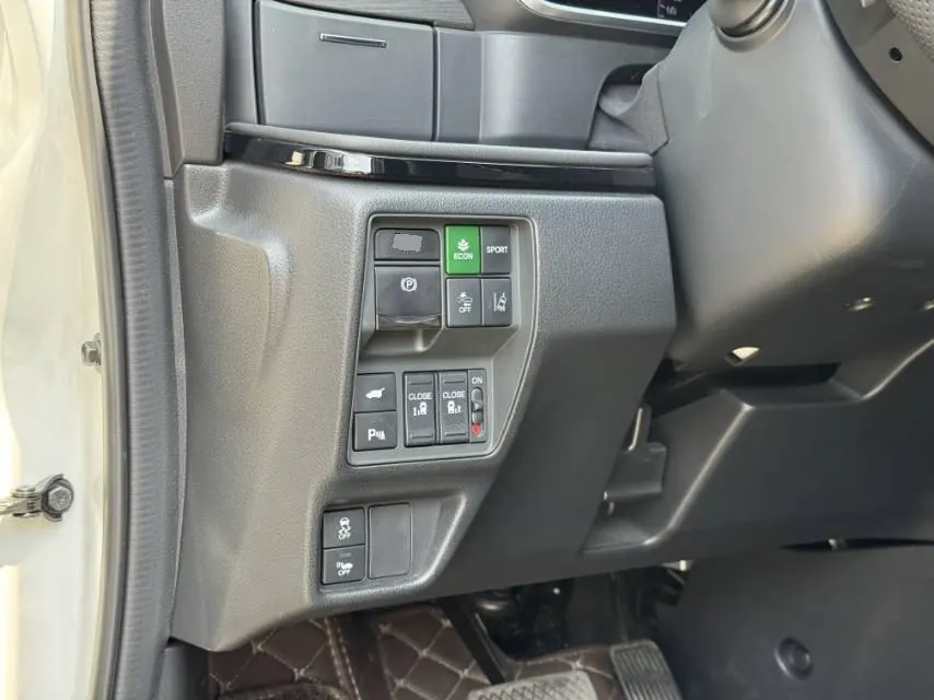 Honda 2022 Ailishen Hybrid 2.0 Stepless Deluxe Automatic Gear 5