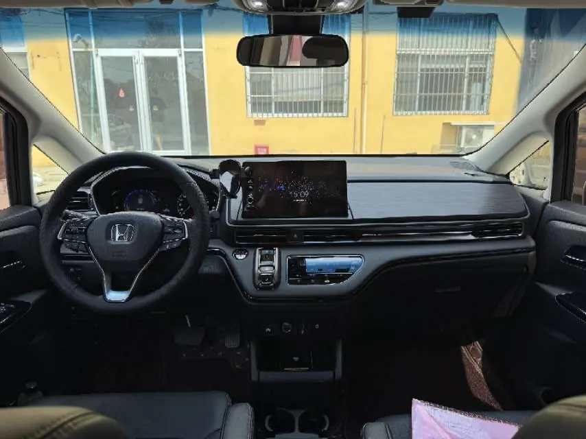 Honda 2022 Ailishen Hybrid 2.0 Stepless Deluxe Automatic Gear 6