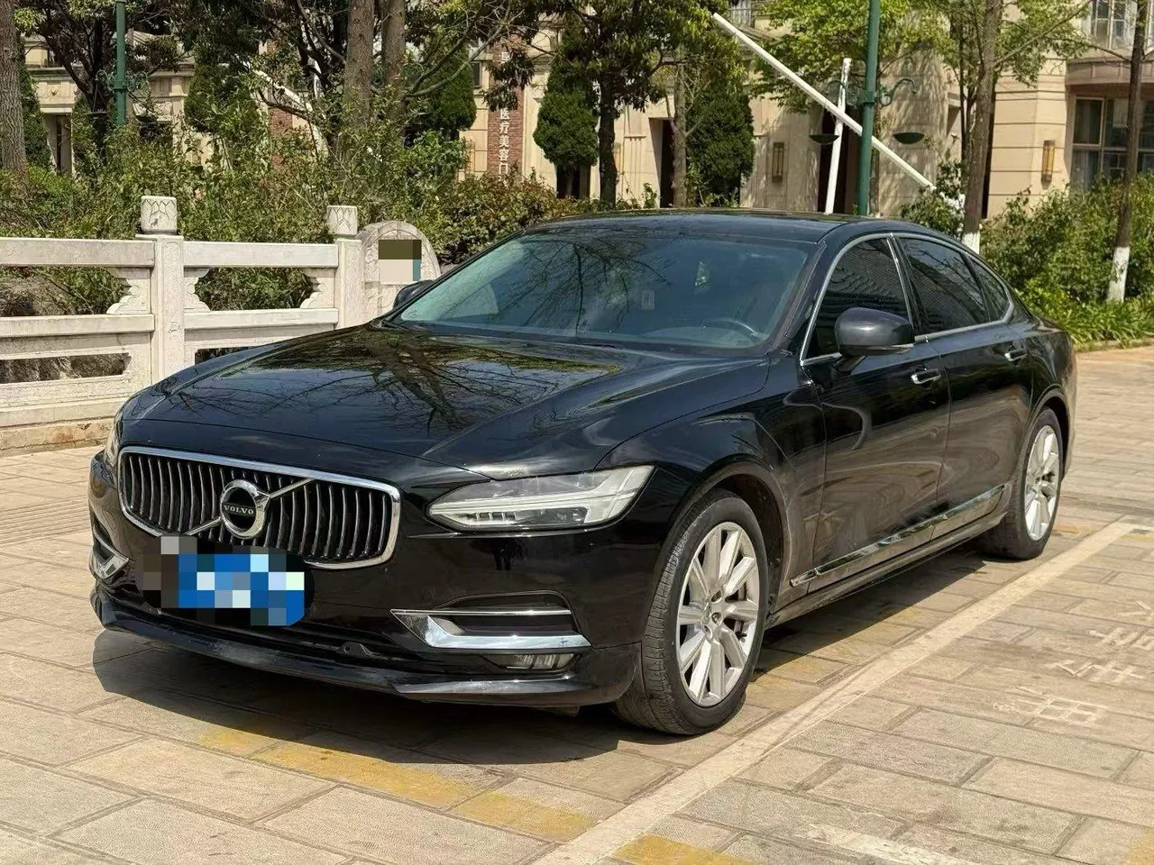 Open image lightbox: Volvo 2020 S90 2.0T T5 Zhiyuan Deluxe Edition Automatic Gear