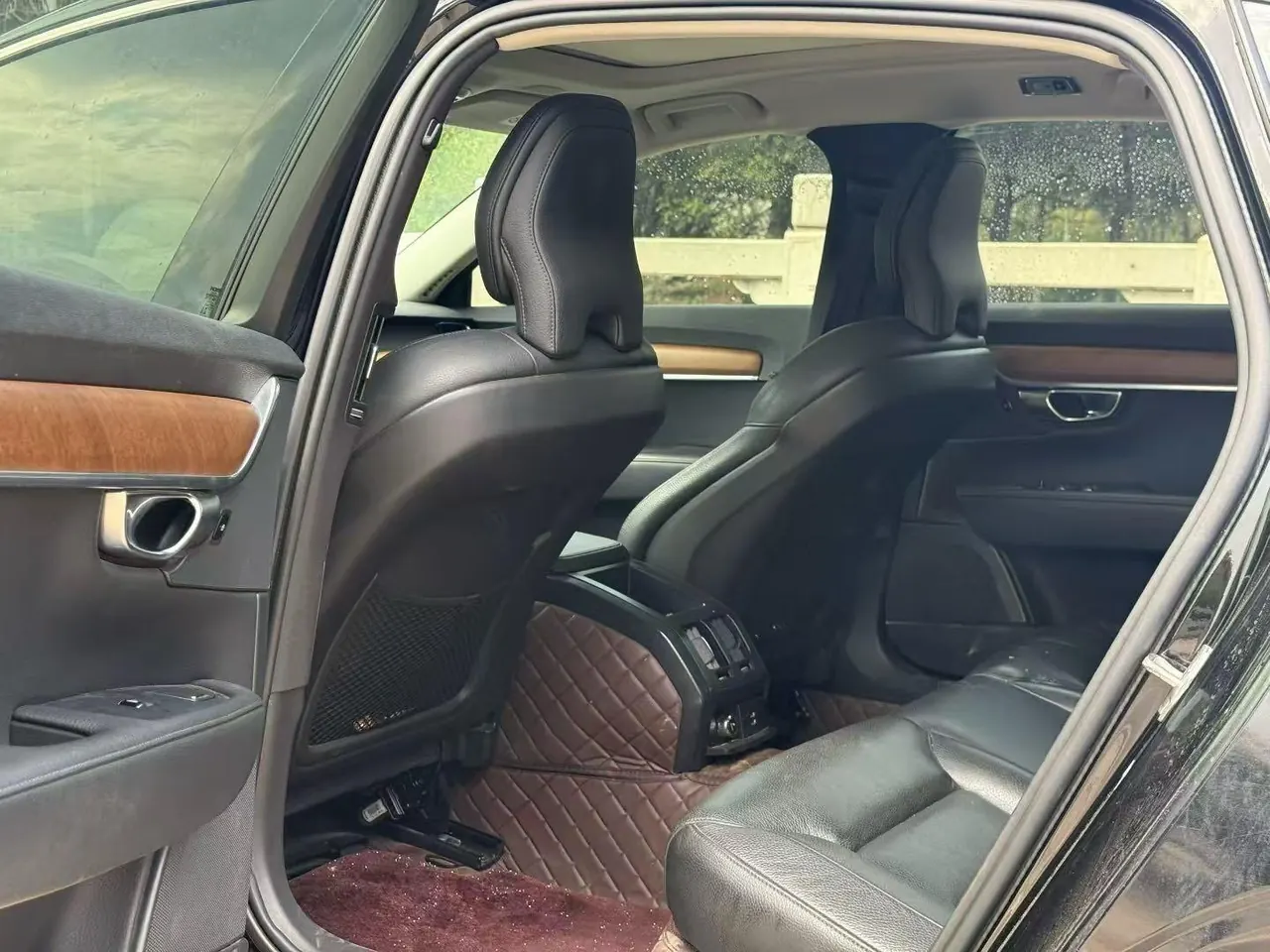 Volvo 2020 S90 2.0T T5 Zhiyuan Deluxe Edition Automatic Gear 3