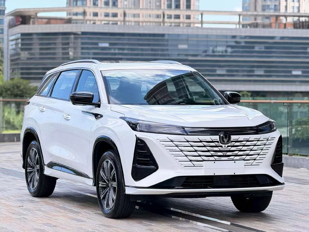 ChangAn 2026 CS75 PLUS 1.5T Smart Champion Edition New Blue Whale Smart Navigation Automatic Gear 5