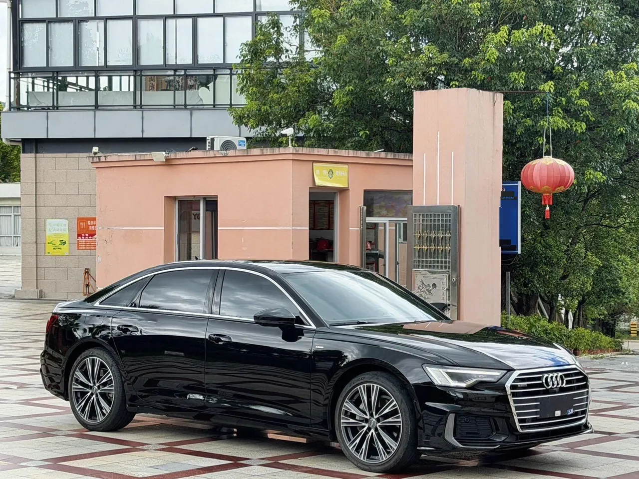 Audi 2021 A6L 2.0TFSI 45TFSI Quattro Selected Dynamic Automatic 2