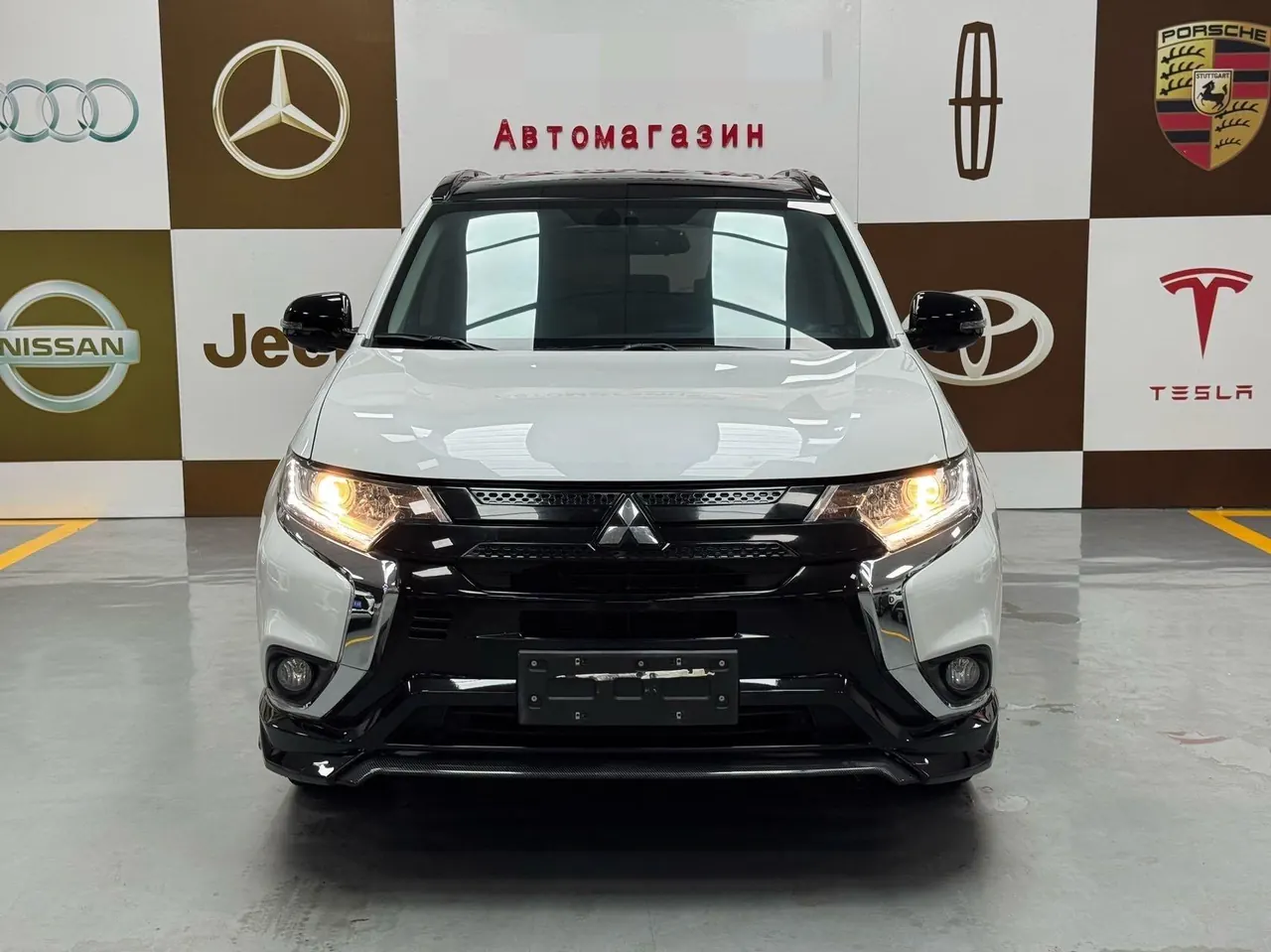 Mitsubishi 2021 Outlander 2.0 Stepless Two-Drive Obsidian Version 5-seat Automatic Gear 2