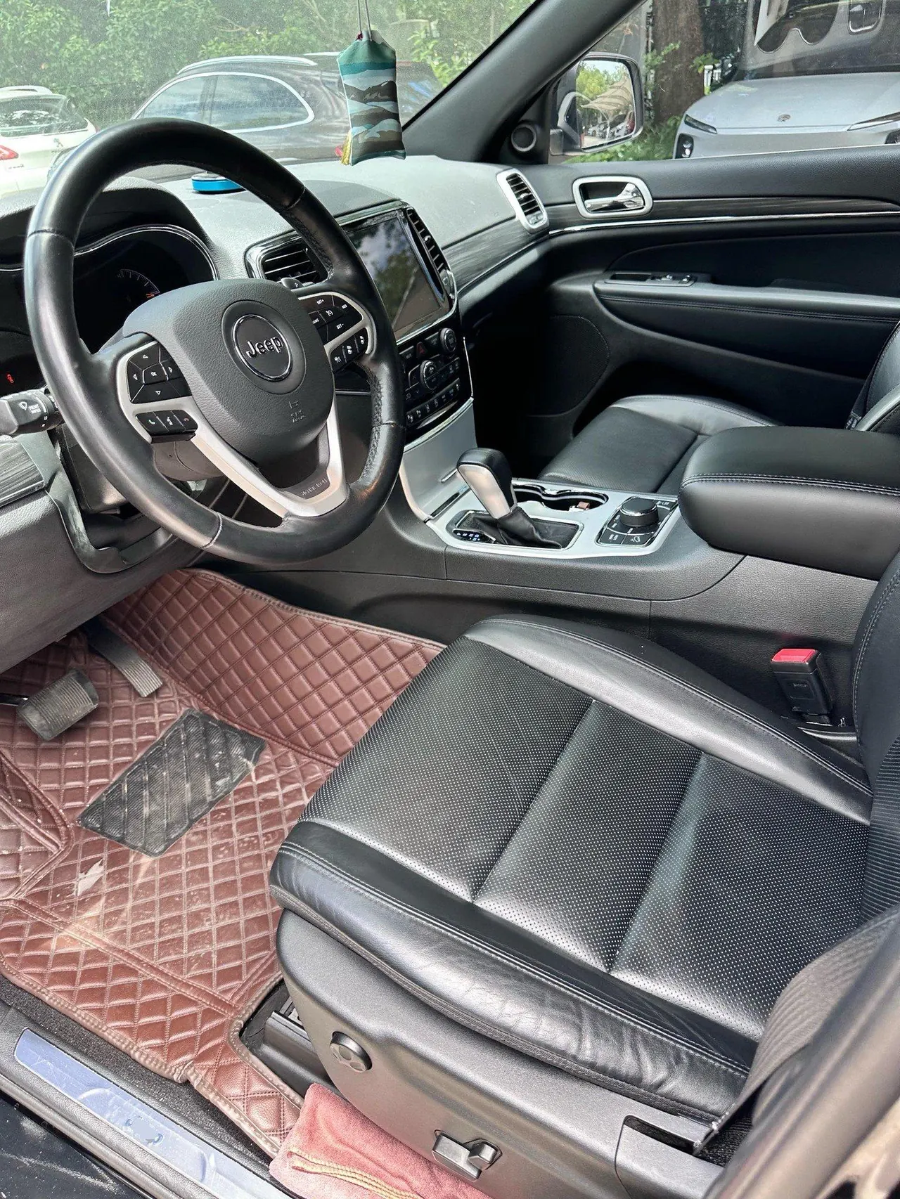 Jeep Grand Cherokee (Imported) 2020 Grand Cherokee 3.0 Elite Navigation Edition Automatic Gear 7