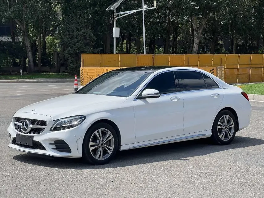 Mercedes Benz Class C 2020 C 200 L 1.5T Fashion Sports Edition Automatic Gear - View 1
