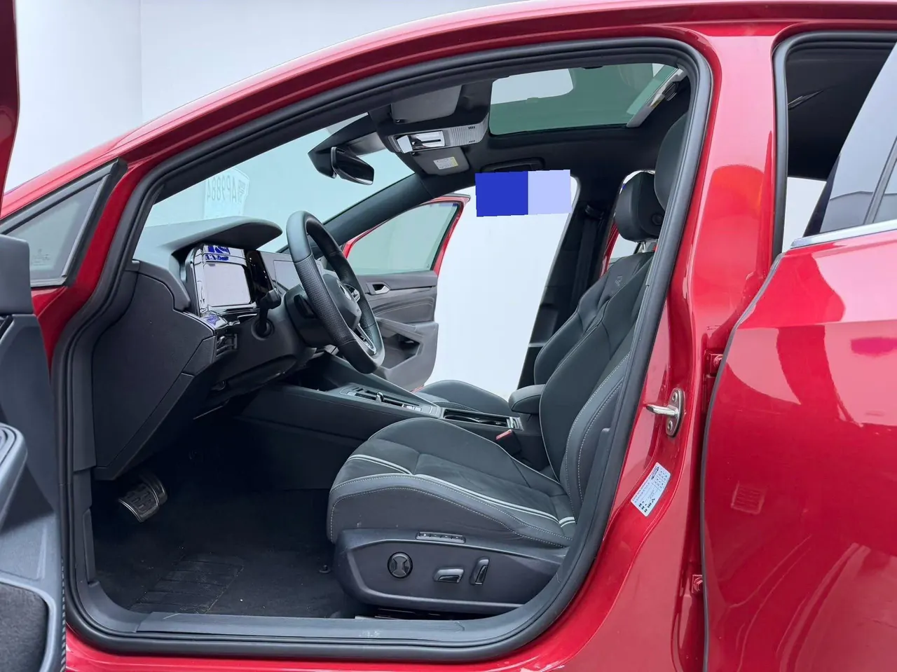 Volkswagen 2021 Golf 8 R-Line 1.4TSI 280TSI Automatic 5