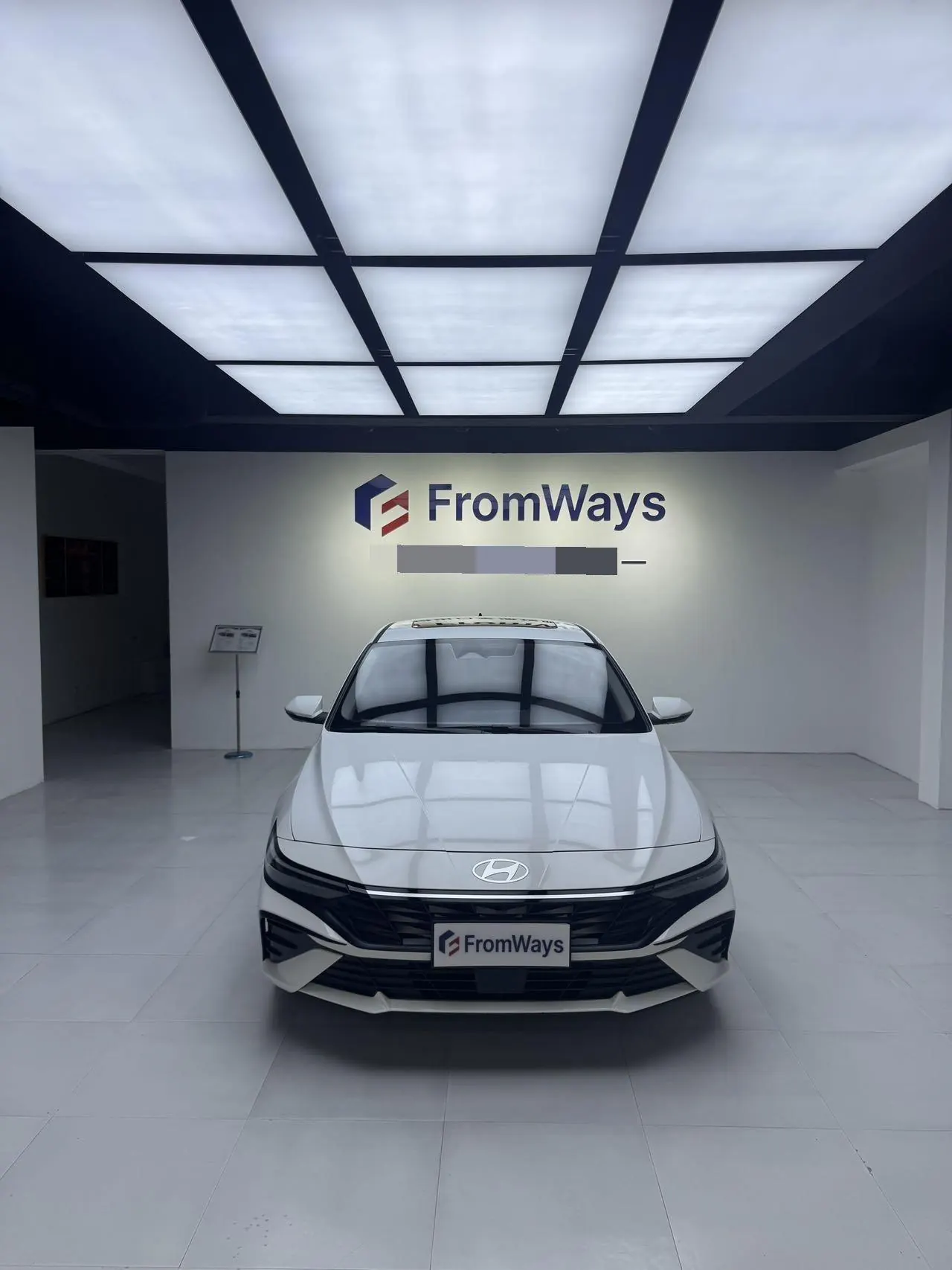 Hyundai 2026 Elantra -3-compartment 1.5 stepless LUX premium automatic gear 2