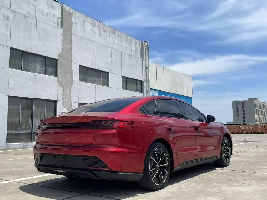 BYD 2020 Han four-wheel drive high-performance flagship automatic gear 9