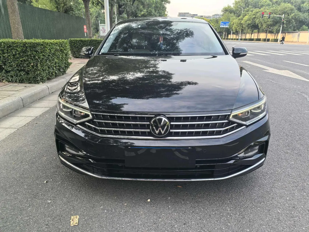 Volkswagen 2020 Magotan 2.0TSI 330TSI luxury automatic transmission 2