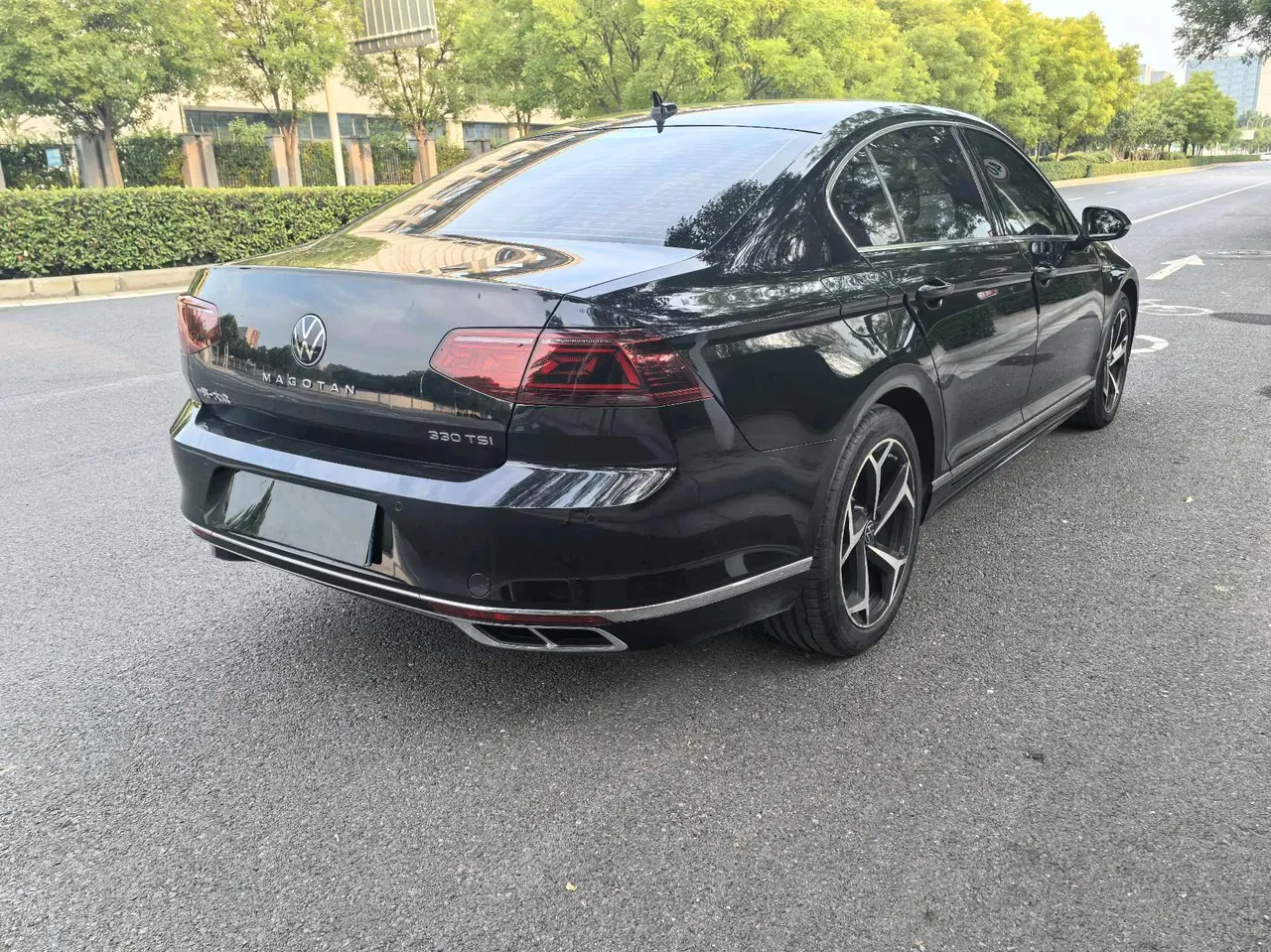 Volkswagen 2020 Magotan 2.0TSI 330TSI luxury automatic transmission 6