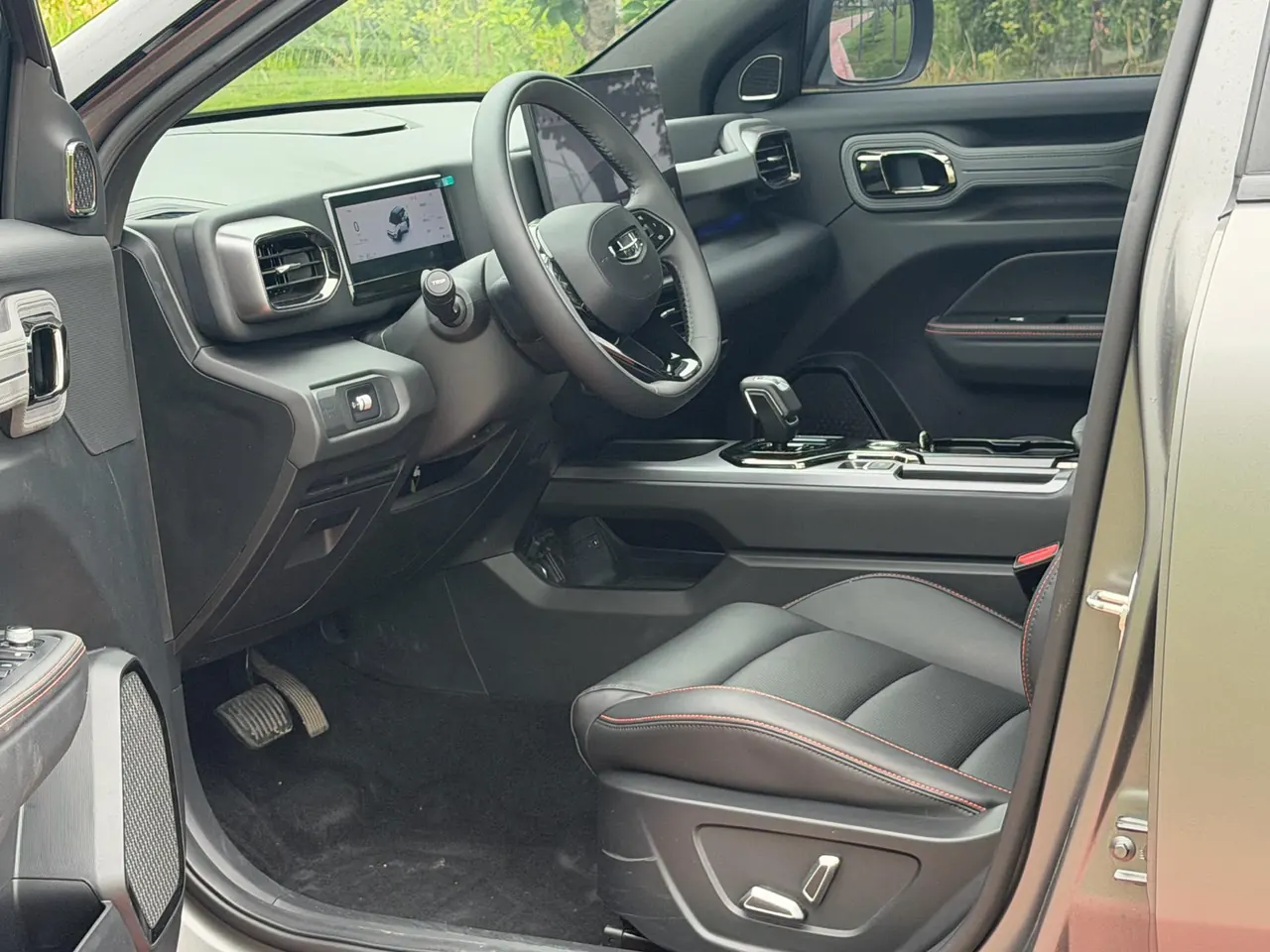 Geely 2025 Denim 1.5TD Fun Wilderness Edition Automatic 7