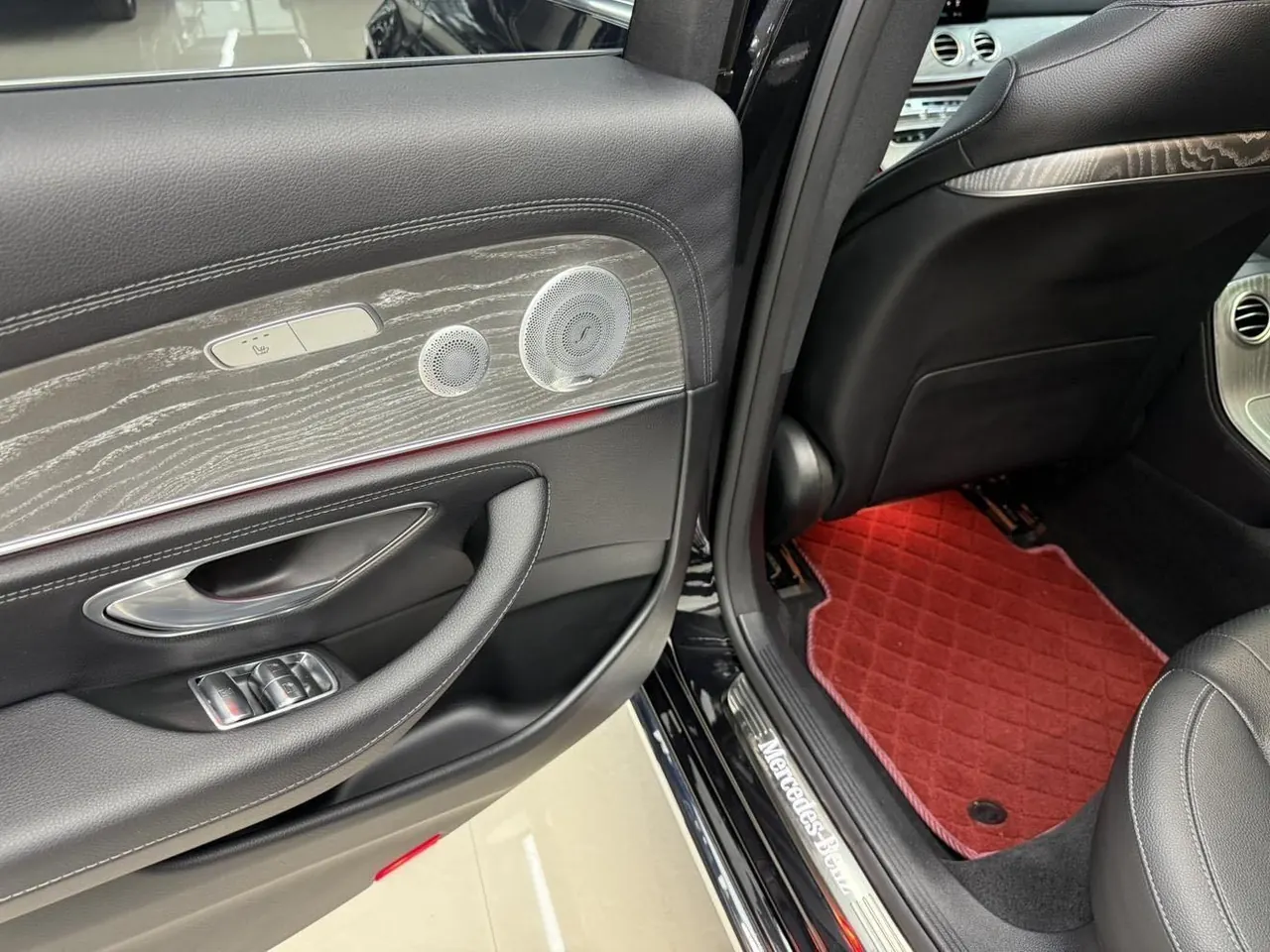 Mercedes Benz E Class 2021 E 260 L 2.0T (changed) automatic gear 7