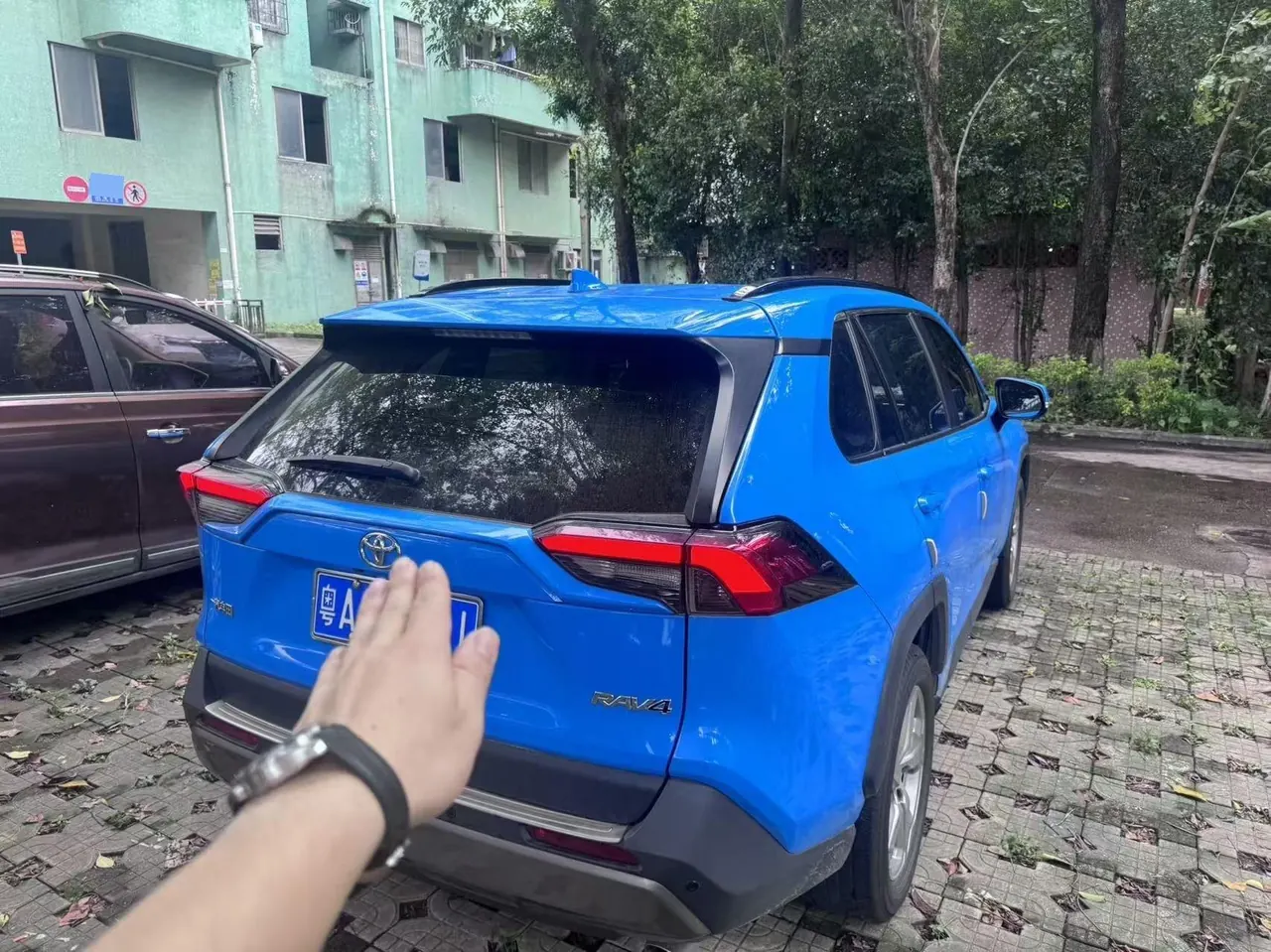 Toyota 2020 RAV4 Rongbo 2.0 Stepless Two-Drive Fashion Edition Automatic Gear 5