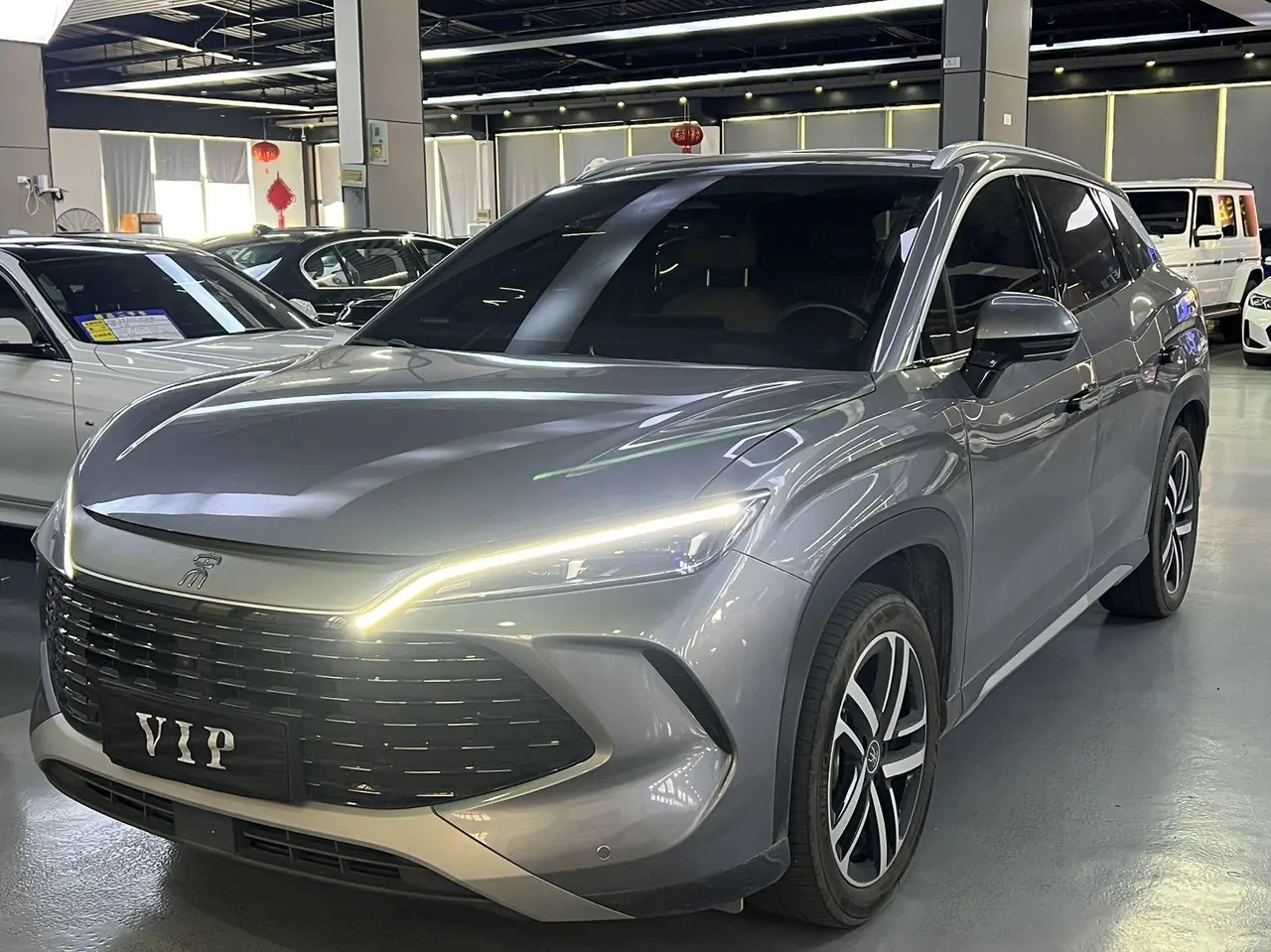 Open image lightbox: BYD 2024 Song L DM-i 1.5 Stepless 112km Leading Automatic Gear