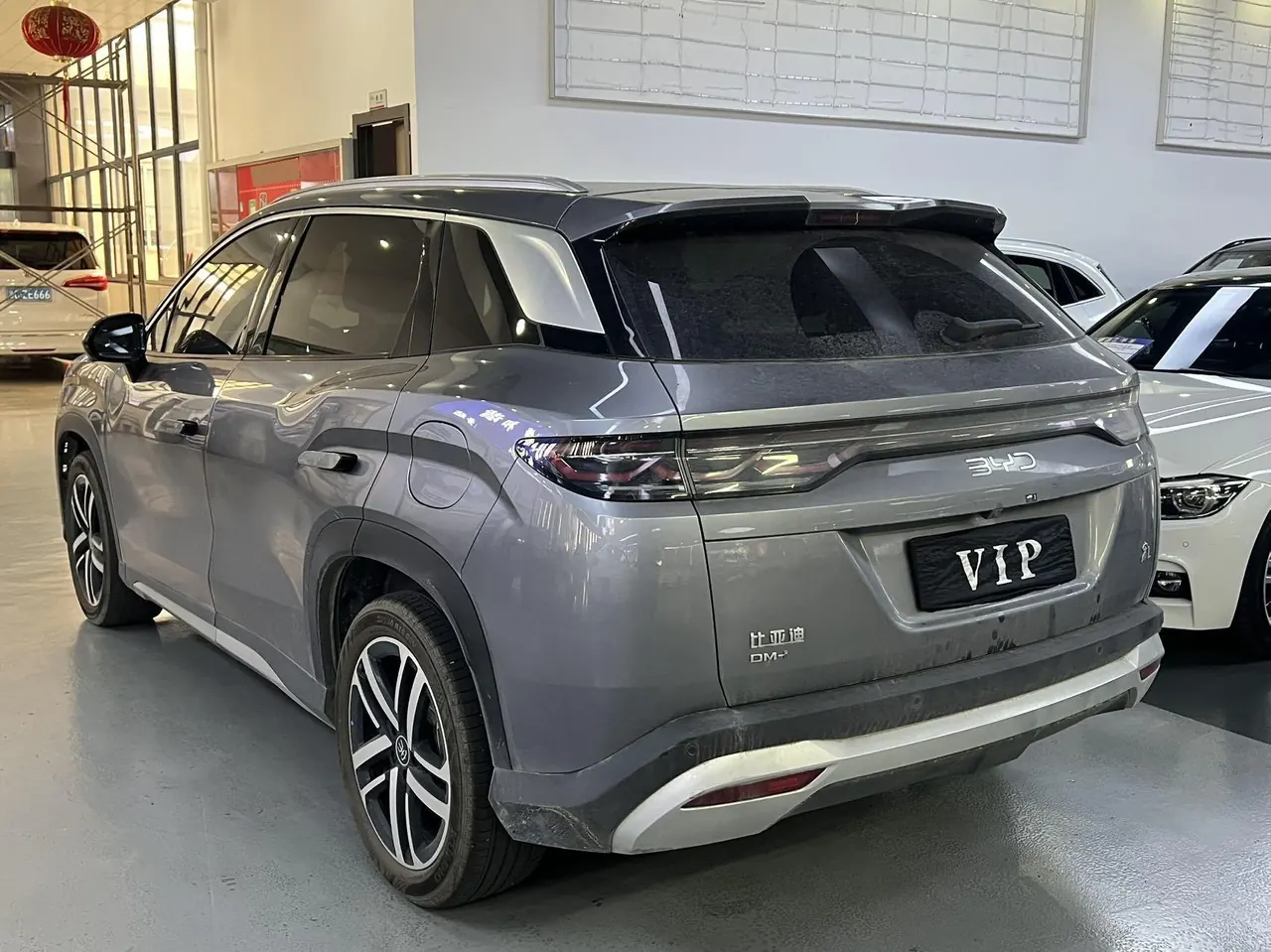 BYD 2024 Song L DM-i 1.5 Stepless 112km Leading Automatic Gear 5