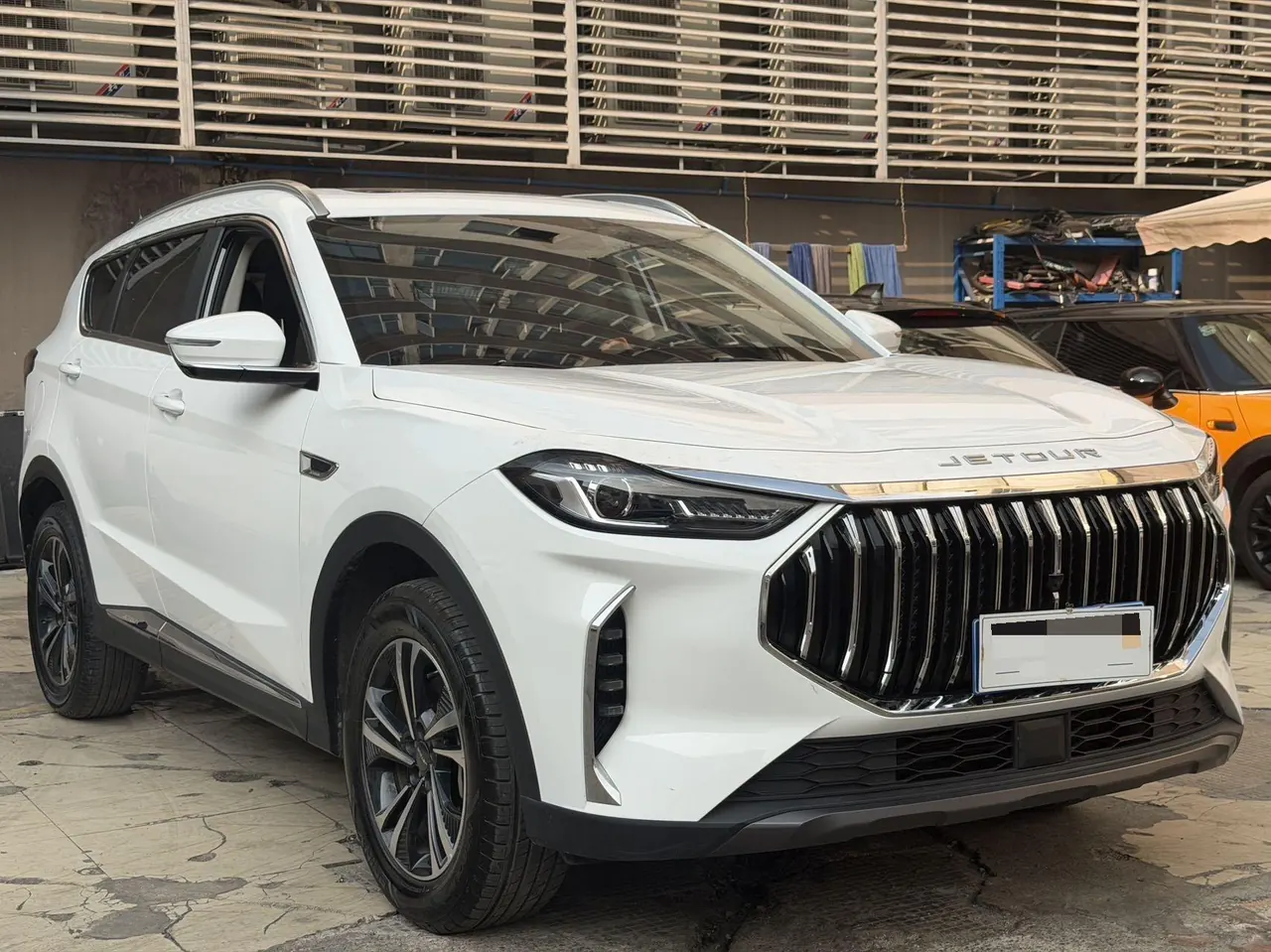 Jetour 2021 X70 PLUS 1.5T Lin 7-seat manual gear 3