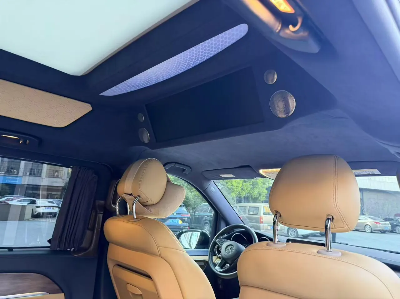 Mercedes Benz V 2020V 260 L 2.0T Deluxe Edition Automatic Gear 5