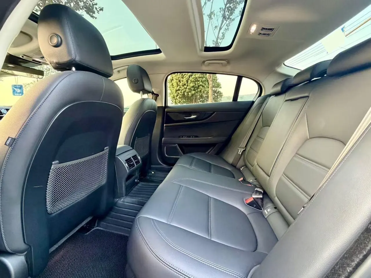 Jaguar 2020 XEL 2.0T 200PS S Enterprising and Elegant Automatic Gear 5