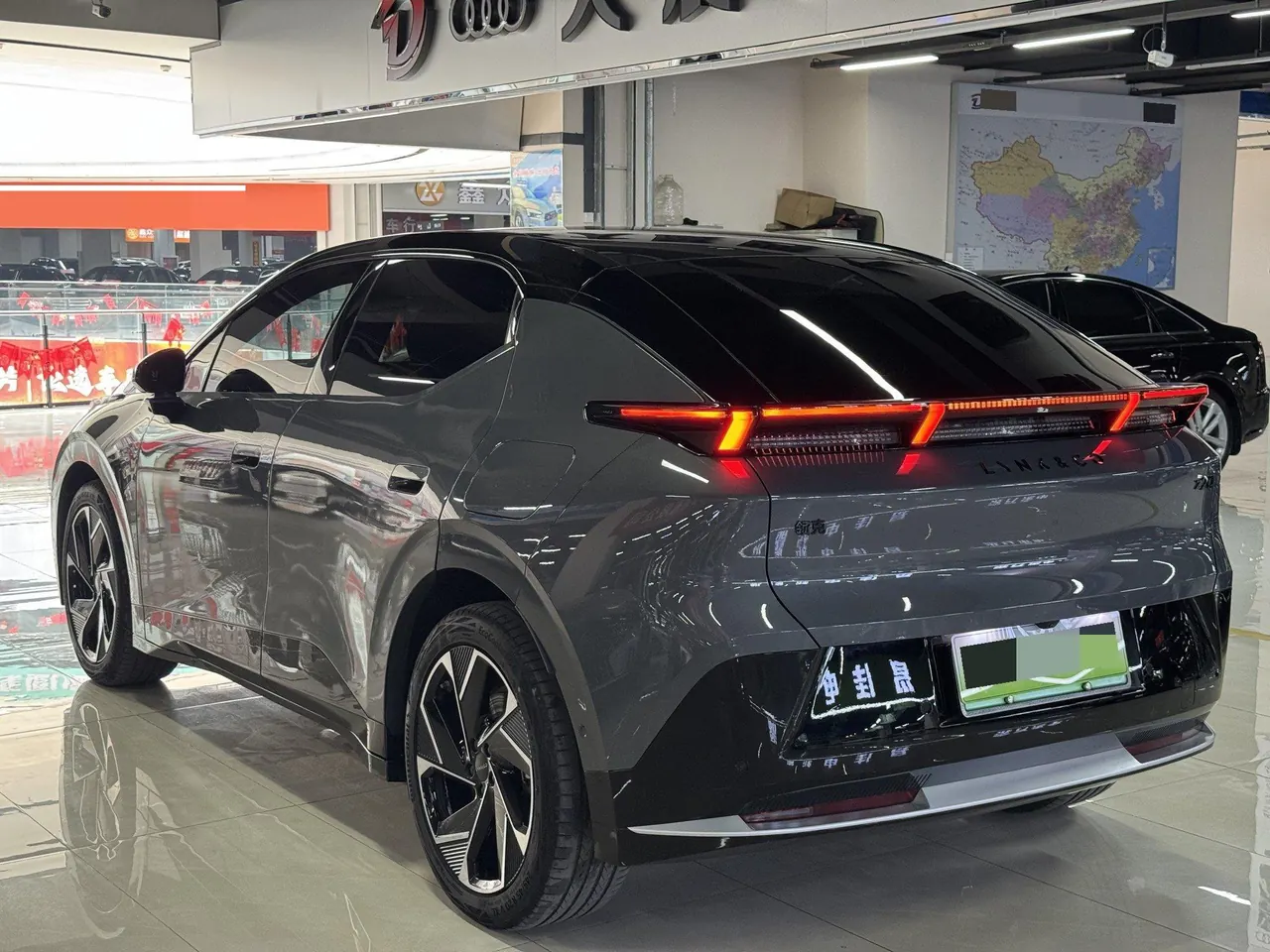 LYNK&amp;CO 2025 LYNK&amp;CO Z 20 530km Rear Drive Max Daily Edition Automatic Gear 3